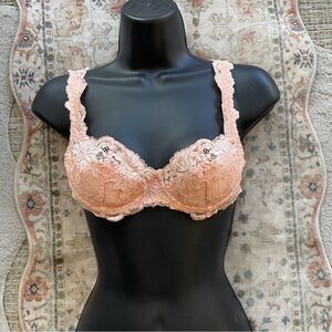 La Perla Peach Vintage Lace Bra